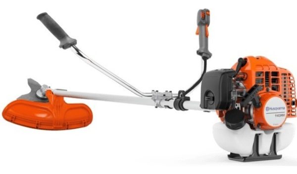 Desmalezadora Husqvarna 128r De Exibicion Con Detalles - Imagen 4