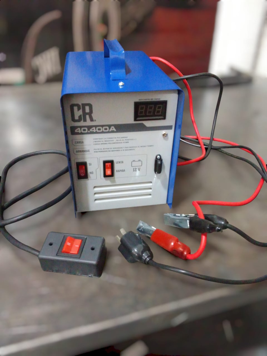 Cargador De Baterias Con Arrancador Cr 40-400 Trader - Imagen 6